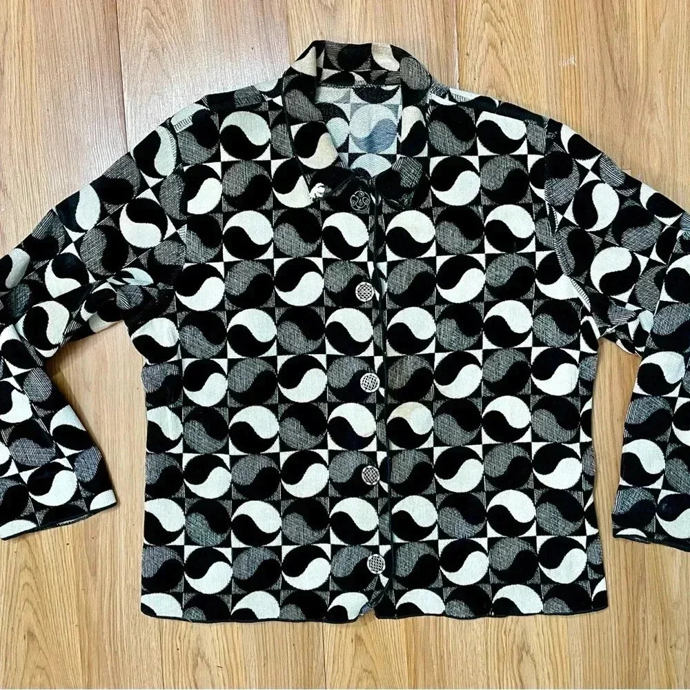 Vintage Oversized Black‎ and White Geometric Button-Up Jacket Blazer